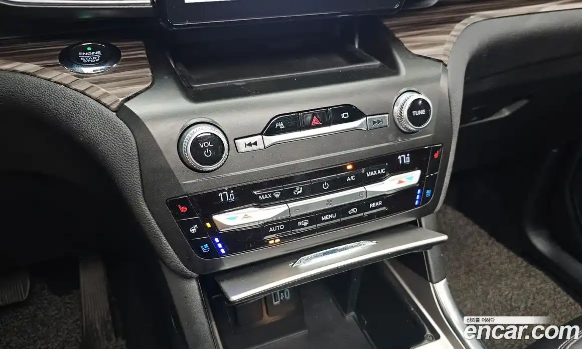 Ford Explorer 2020 2.3 автомат (гидро), фото 23