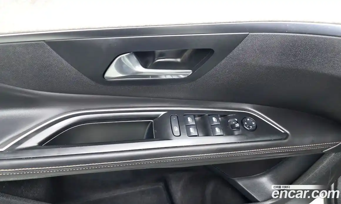 Peugeot 5008 2018 2.0 автомат (гидро), фото 24