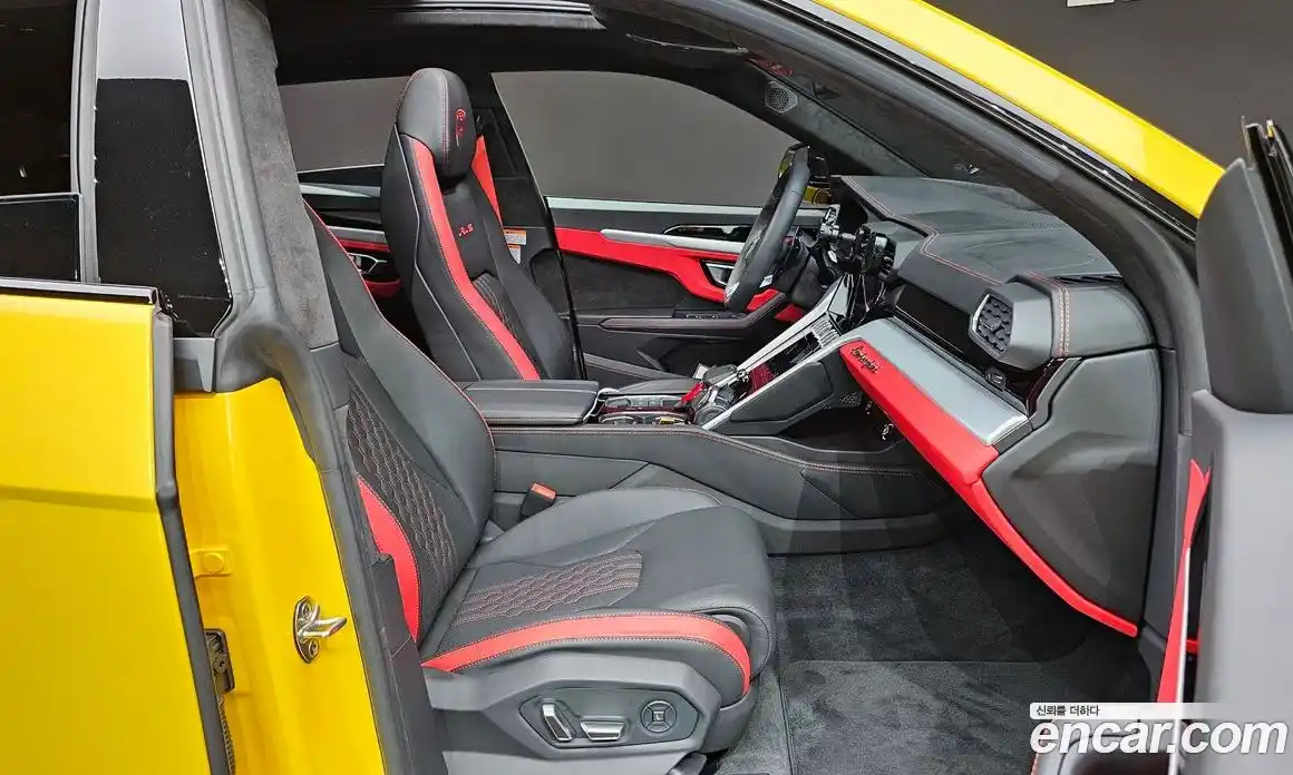 Lamborghini Urus 2024 4.0 автомат (гидро), фото 12 Lamborghini Urus 2024 4.0 автомат (гидро), фото 12