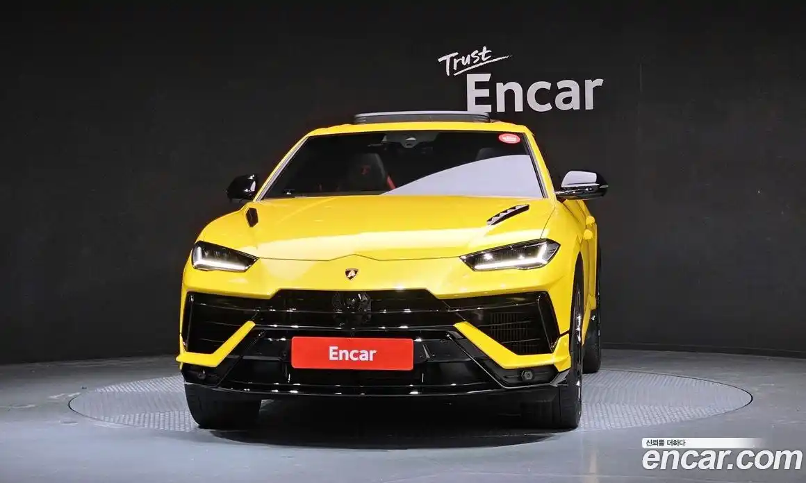 Lamborghini Urus 2024 4.0 автомат (гидро), фото 3 Lamborghini Urus 2024 4.0 автомат (гидро), фото 3