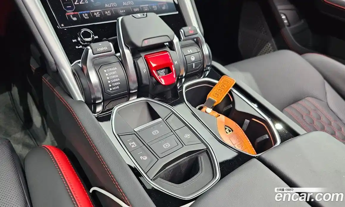 Lamborghini Urus 2024 4.0 автомат (гидро), фото 9 Lamborghini Urus 2024 4.0 автомат (гидро), фото 9