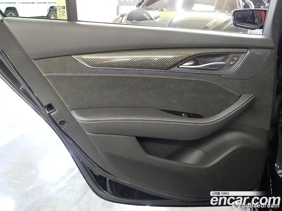 Cadillac CT5-V 2022 6.2 автомат (гидро), фото 16 Cadillac CT5-V 2022 6.2 автомат (гидро), фото 16