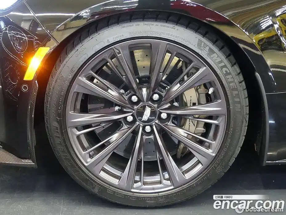 Cadillac CT5-V 2022 6.2 автомат (гидро), фото 9 Cadillac CT5-V 2022 6.2 автомат (гидро), фото 9