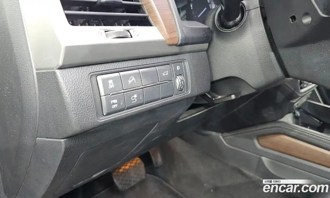 SsangYong Rexton 2018 2.2 автомат (гидро), фото 14