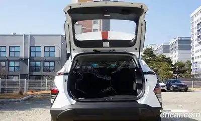 Hyundai Kona 2026 1.6 автомат (гидро), миниатюра 5