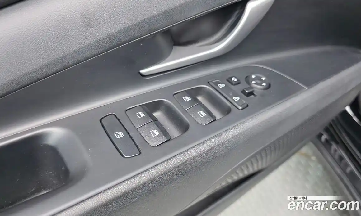 Hyundai Avante 2022 1.6 автомат (гидро), фото 18