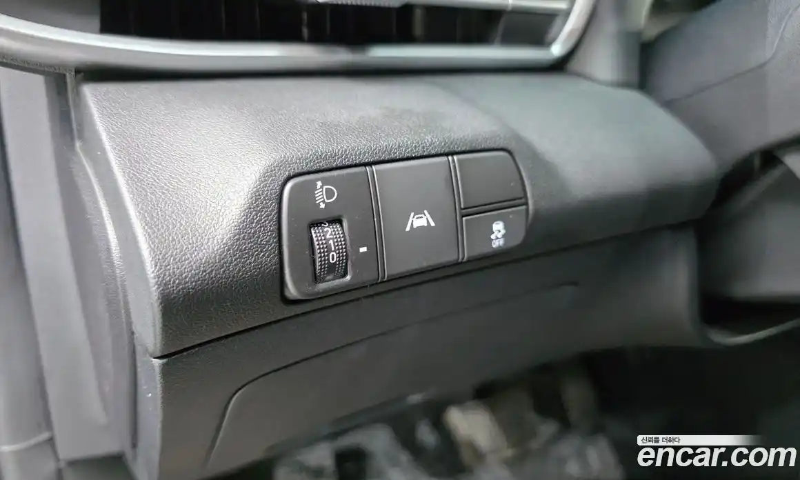 Hyundai Avante 2022 1.6 автомат (гидро), фото 19