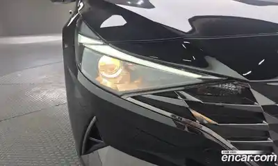 Hyundai Avante 2022 1.6 автомат (гидро), миниатюра 8