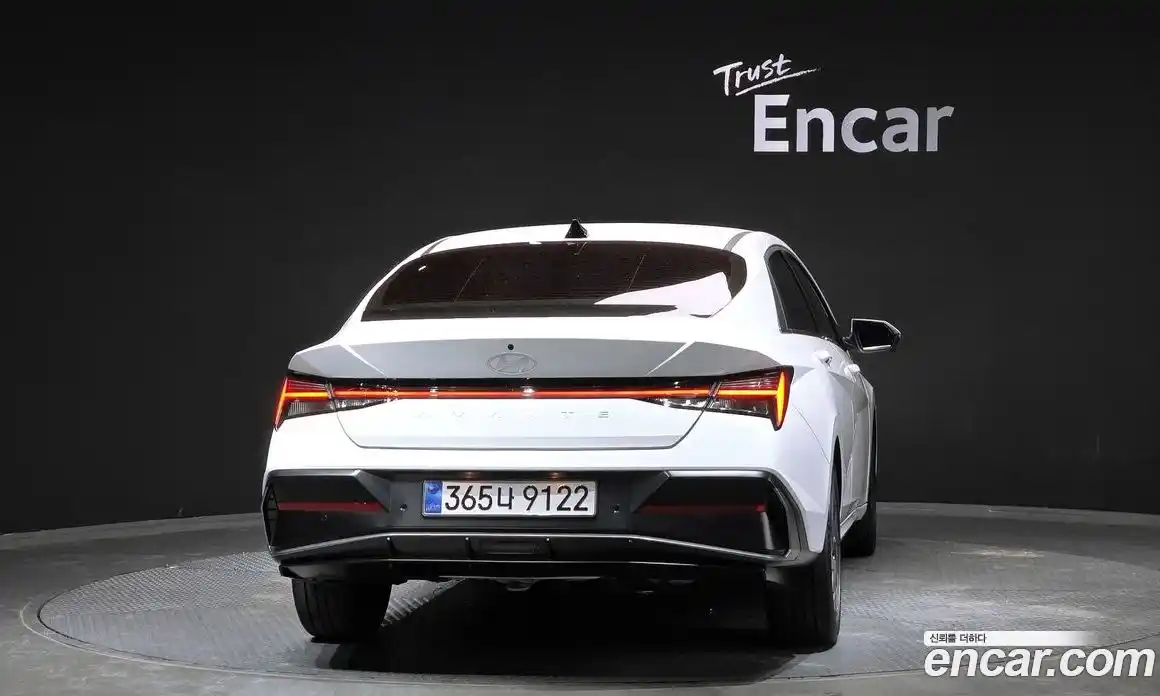 Hyundai Avante 2025 1.6 автомат (гидро), фото 4