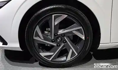 Hyundai Avante 2025 1.6 автомат (гидро), миниатюра 5