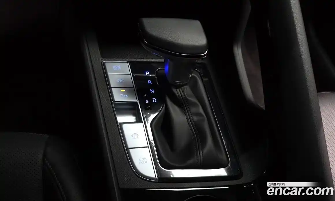 Hyundai Avante 2025 1.6 автомат (гидро), фото 9