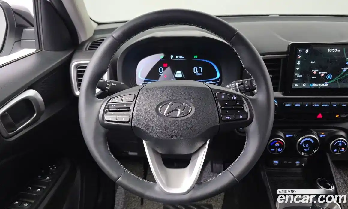 Hyundai Venue 2024 1.6 автомат (гидро), фото 21