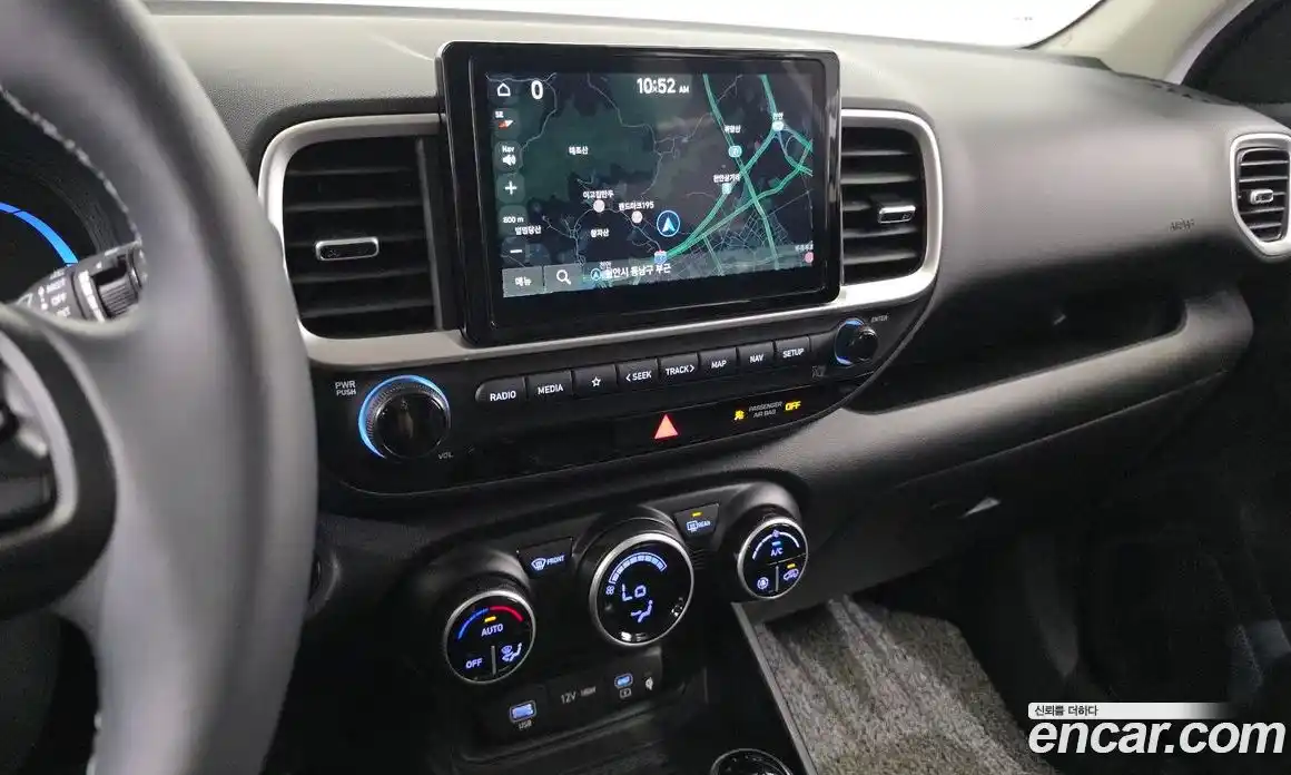 Hyundai Venue 2024 1.6 автомат (гидро), фото 23