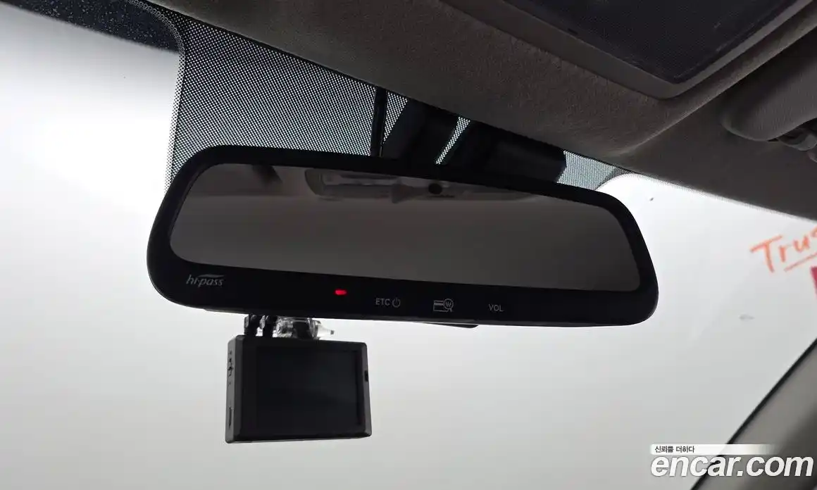 Hyundai Venue 2024 1.6 автомат (гидро), фото 25