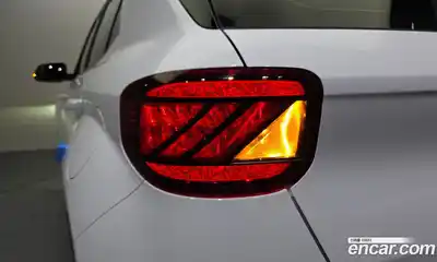 Hyundai Venue 2024 1.6 автомат (гидро), миниатюра 9