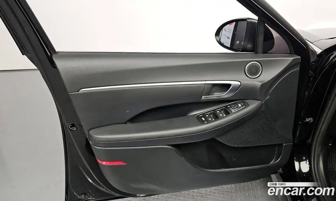 Hyundai Sonata 2020 2.0 автомат (гидро), фото 14
