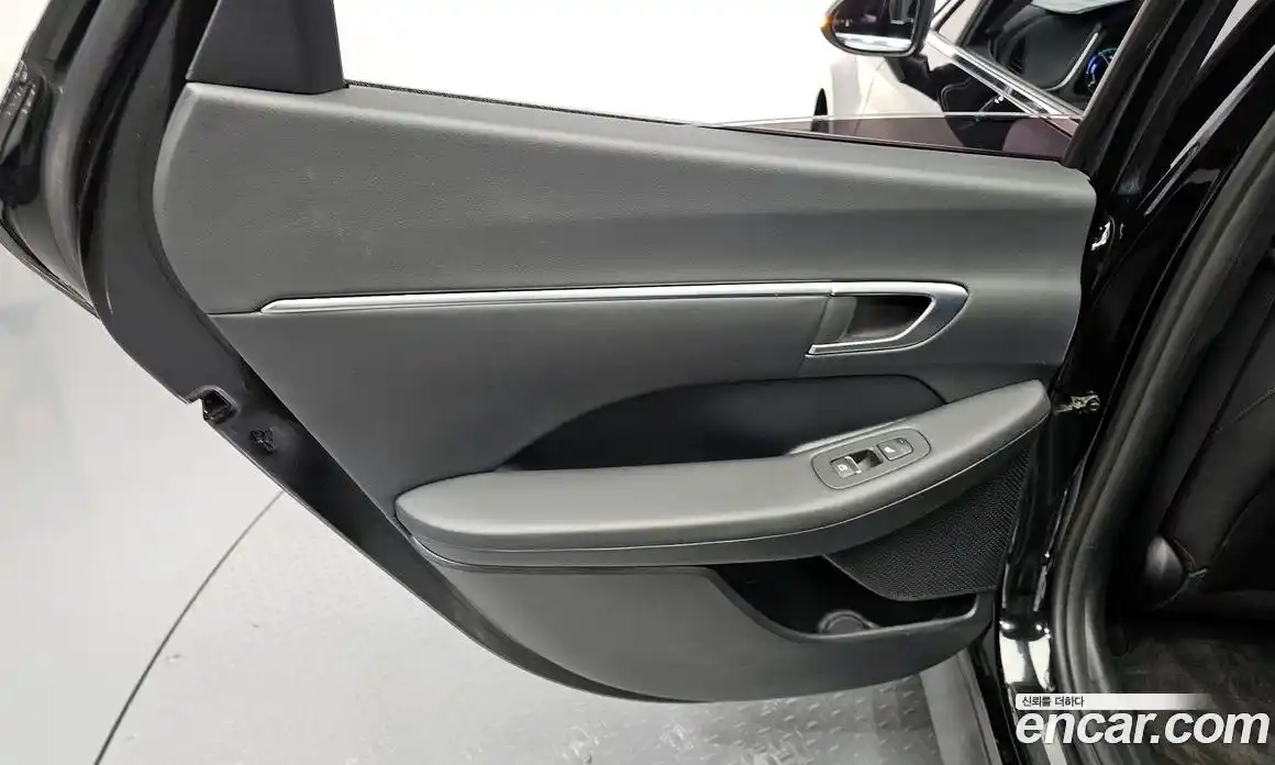 Hyundai Sonata 2020 2.0 автомат (гидро), фото 15