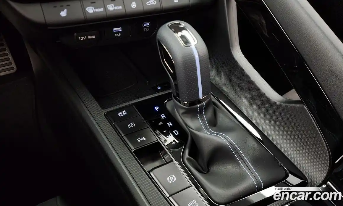 Hyundai Avante 2025 2.0 автомат (гидро), фото 9