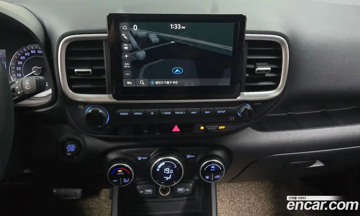 Hyundai Venue 2022 1.6 автомат (гидро), фото 19
