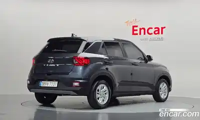 Hyundai Venue 2022 1.6 автомат (гидро), миниатюра 2