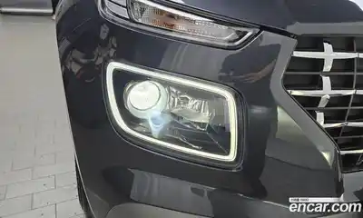 Hyundai Venue 2022 1.6 автомат (гидро), миниатюра 8