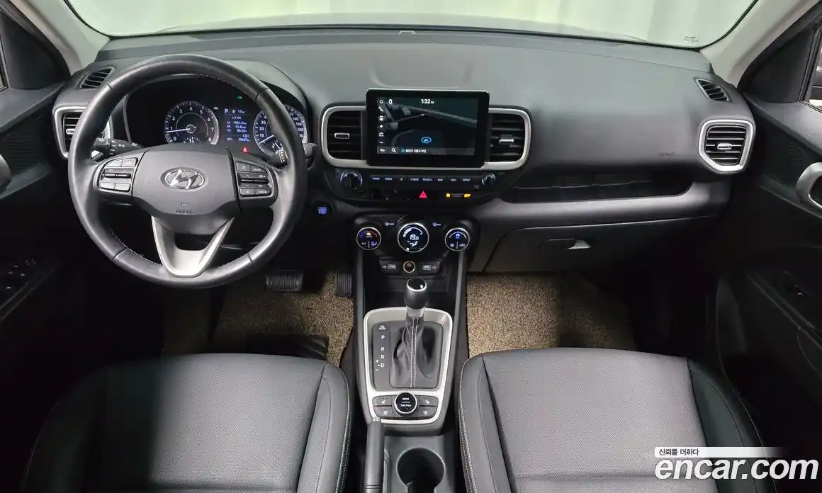Hyundai Venue 2022 1.6 автомат (гидро), фото 10