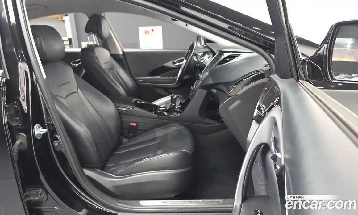 Hyundai Grandeur 2014 2.4 автомат (гидро), фото 11