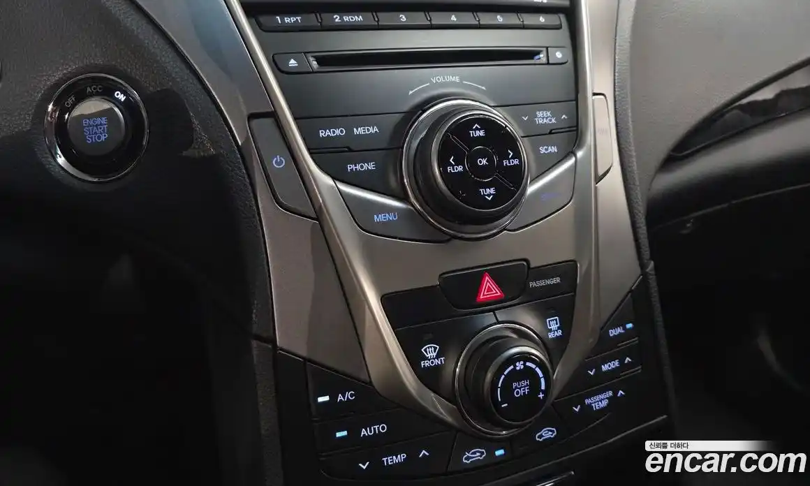 Hyundai Grandeur 2014 2.4 автомат (гидро), фото 17