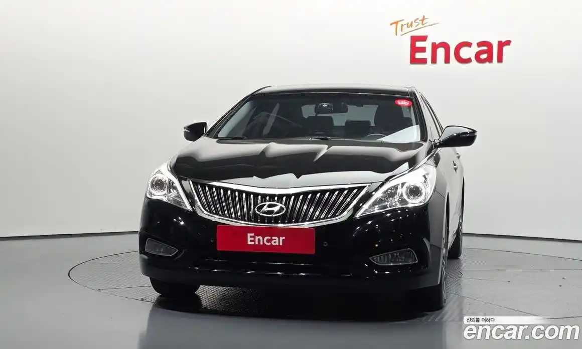 Hyundai Grandeur 2014 2.4 автомат (гидро), фото 3