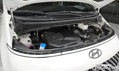 Hyundai Staria 2024 2.2 автомат (гидро), миниатюра 6