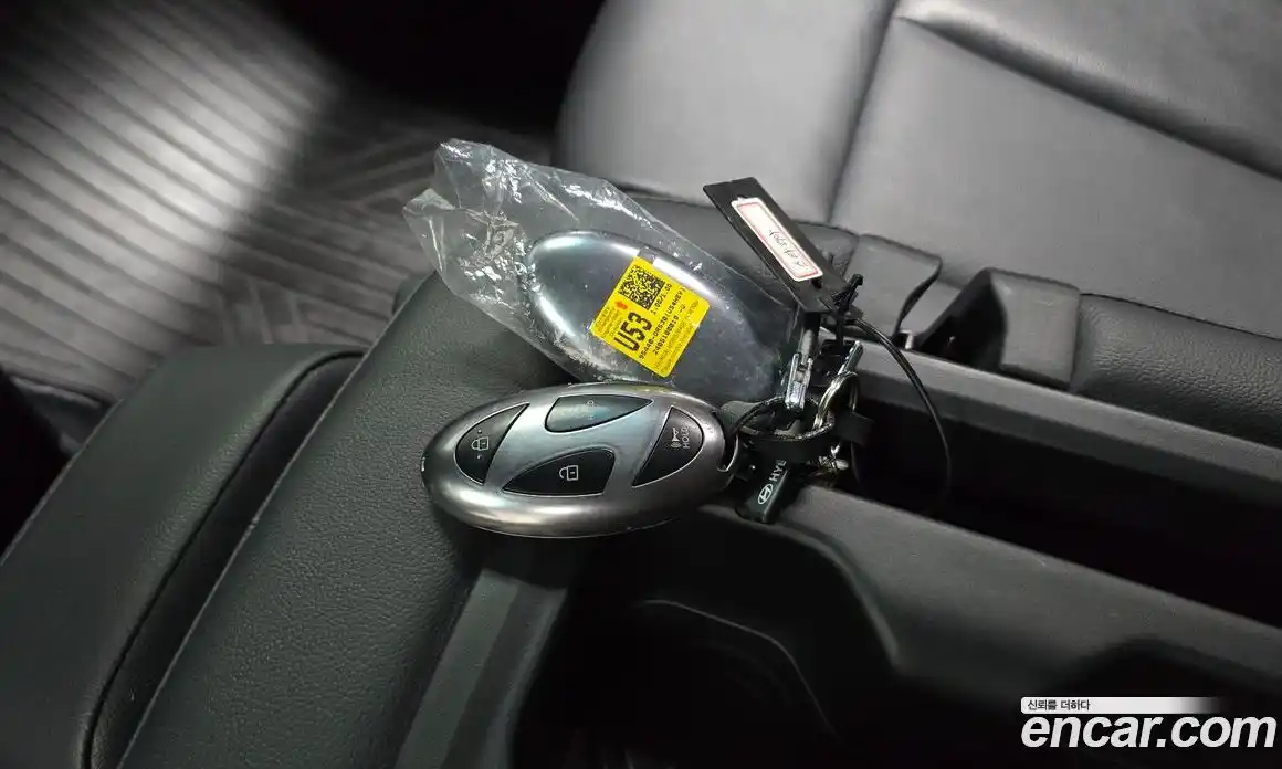 Hyundai Staria 2024 1.6 автомат (гидро), фото 26