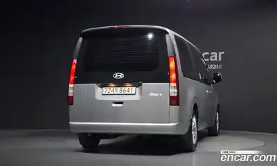 Hyundai Staria 2024 1.6 автомат (гидро), миниатюра 4
