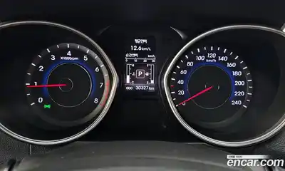 Hyundai Avante 2014 1.6 автомат (гидро), миниатюра 11