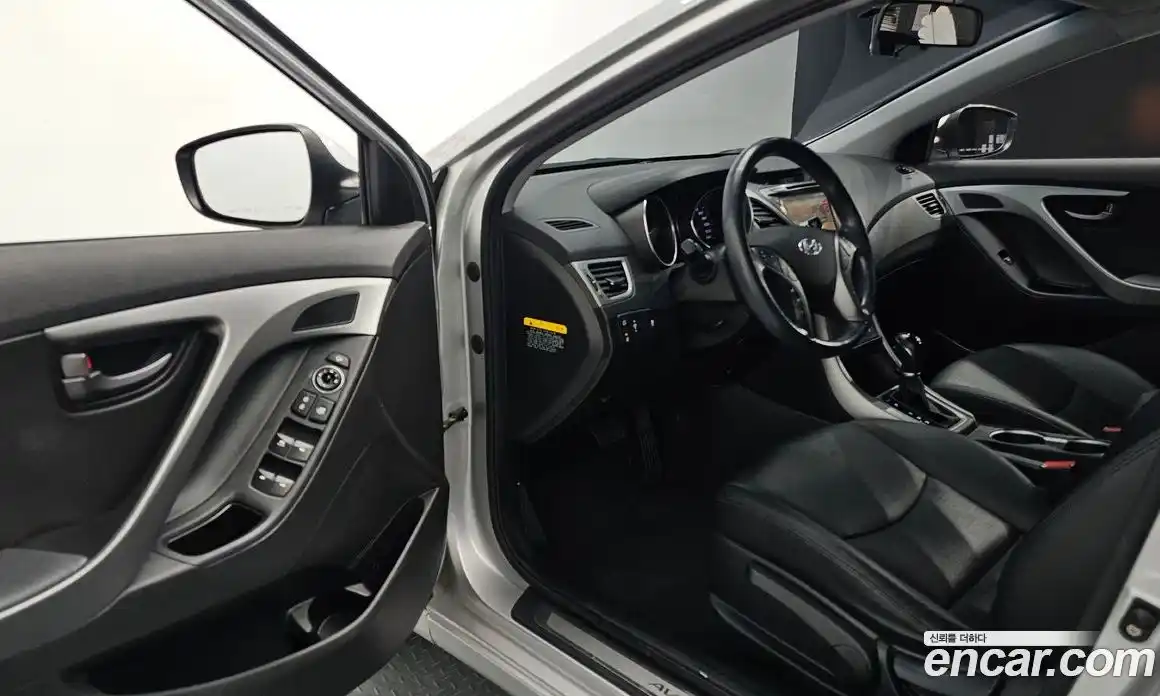 Hyundai Avante 2014 1.6 автомат (гидро), фото 17