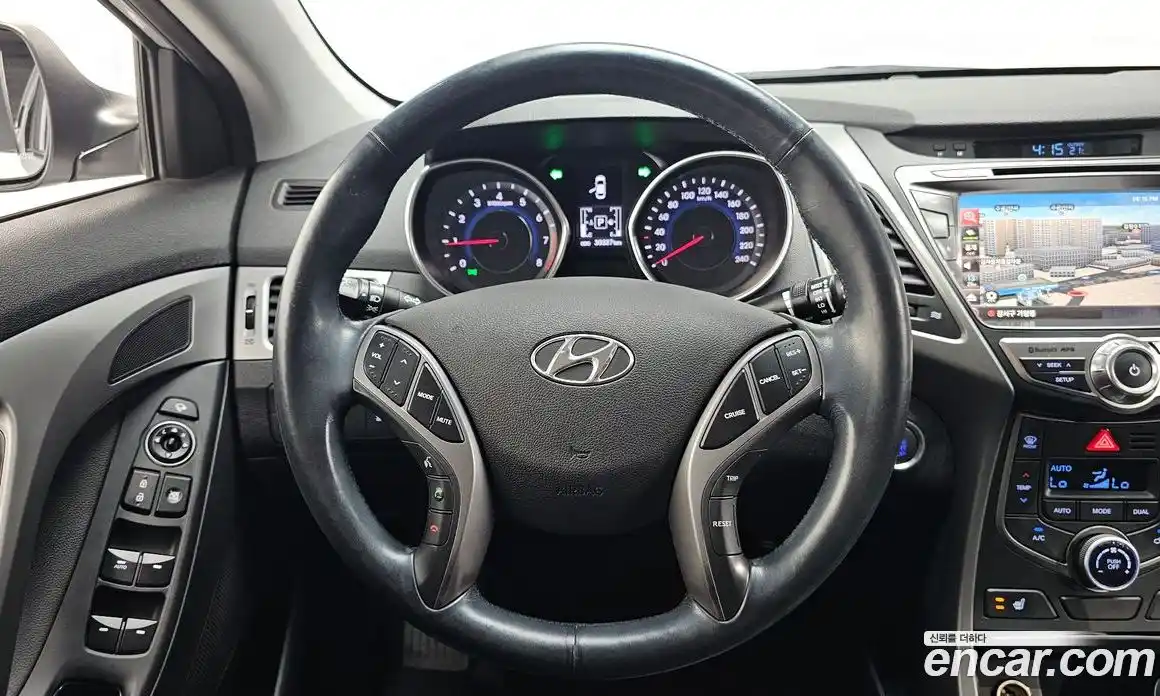Hyundai Avante 2014 1.6 автомат (гидро), фото 19