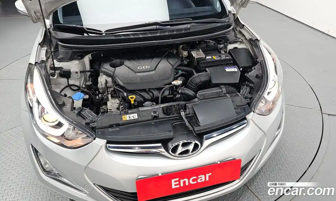 Hyundai Avante 2014 1.6 автомат (гидро), фото 6