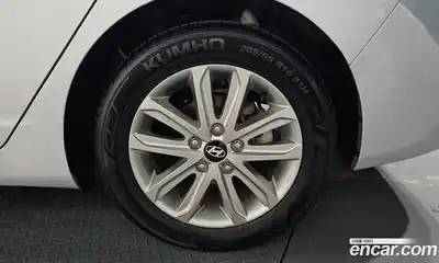 Hyundai Avante 2014 1.6 автомат (гидро), миниатюра 7