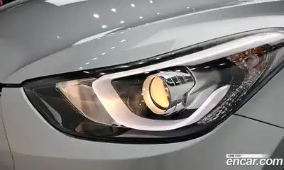 Hyundai Avante 2014 1.6 автомат (гидро), миниатюра 8