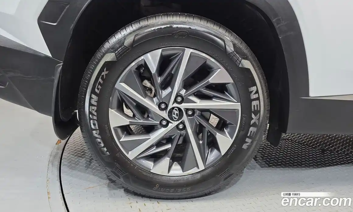 Hyundai Tucson 2021 1.6 автомат (гидро), фото 7