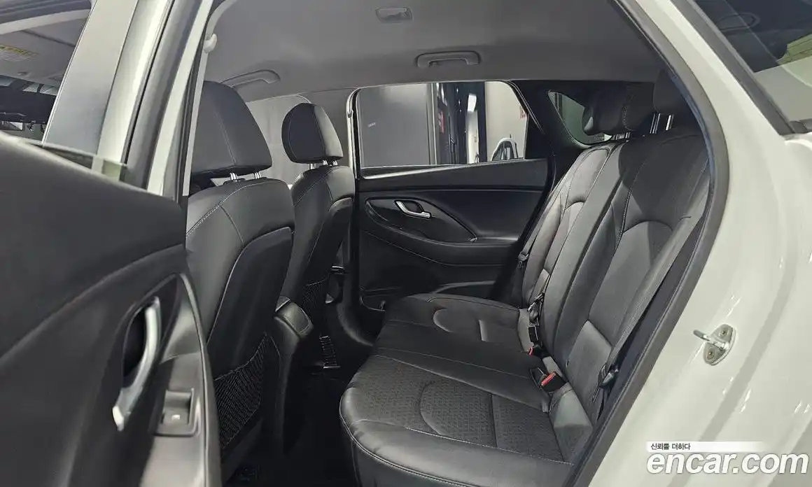 Hyundai i30 2017 1.4 автомат (гидро), фото 17