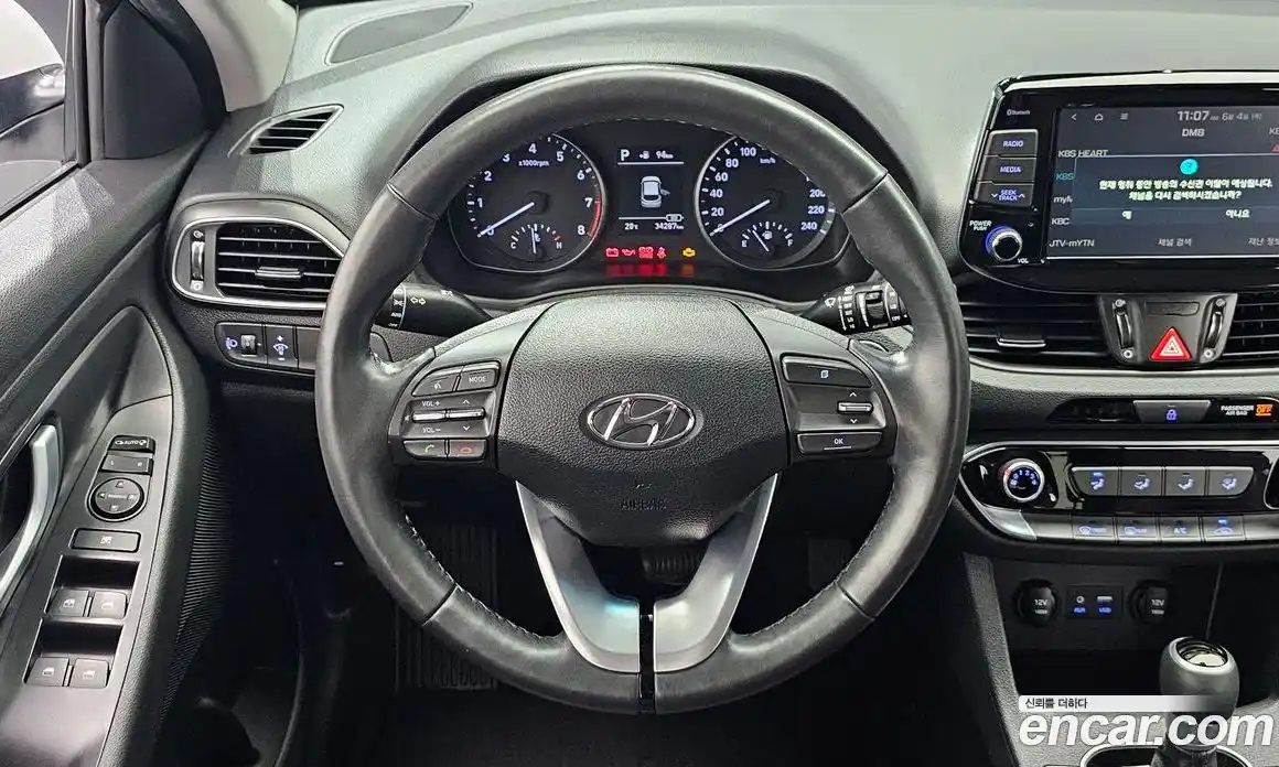 Hyundai i30 2017 1.4 автомат (гидро), фото 18