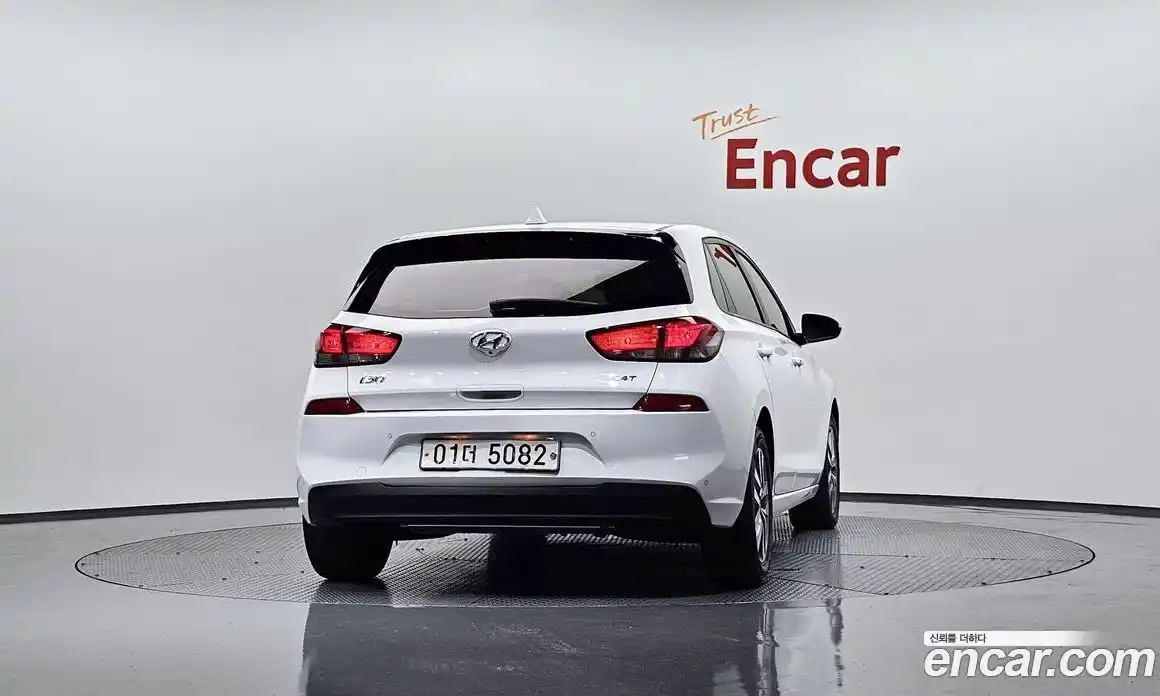 Hyundai i30 2017 1.4 автомат (гидро), фото 3