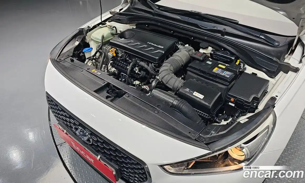 Hyundai i30 2017 1.4 автомат (гидро), фото 5