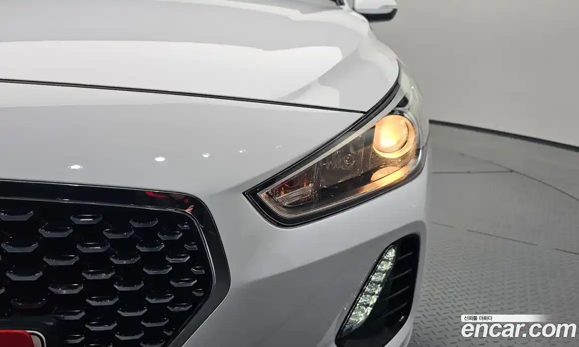 Hyundai i30 2017 1.4 автомат (гидро), фото 7