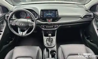 Hyundai i30 2017 1.4 автомат (гидро), миниатюра 9
