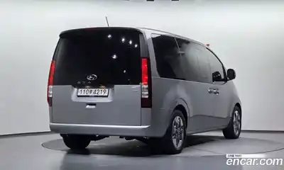 Hyundai Staria 2023 2.2 автомат (гидро), миниатюра 2