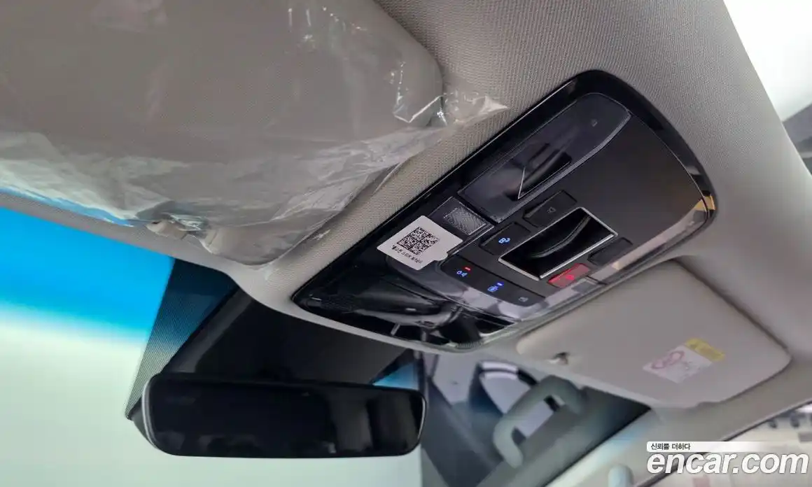 Hyundai Staria 2023 2.2 автомат (гидро), фото 24