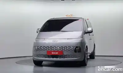 Hyundai Staria 2023 2.2 автомат (гидро), миниатюра 3