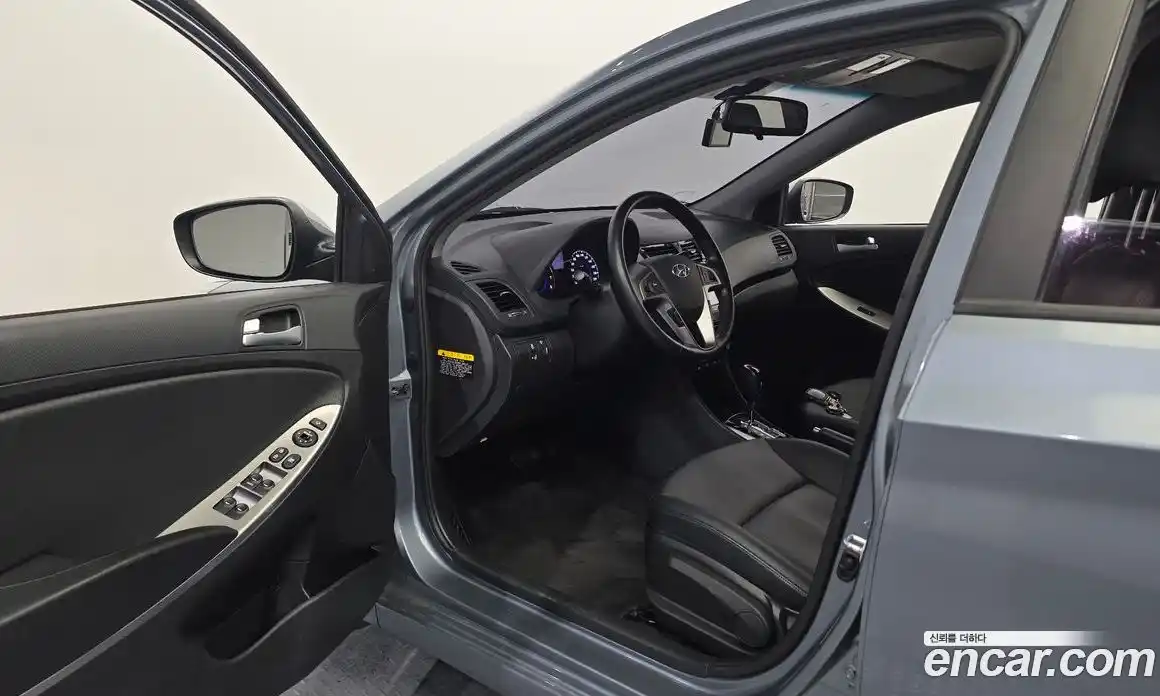 Hyundai Accent 2017 1.4 автомат (гидро), фото 13