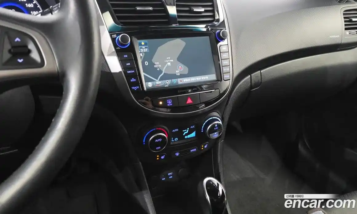 Hyundai Accent 2017 1.4 автомат (гидро), фото 23